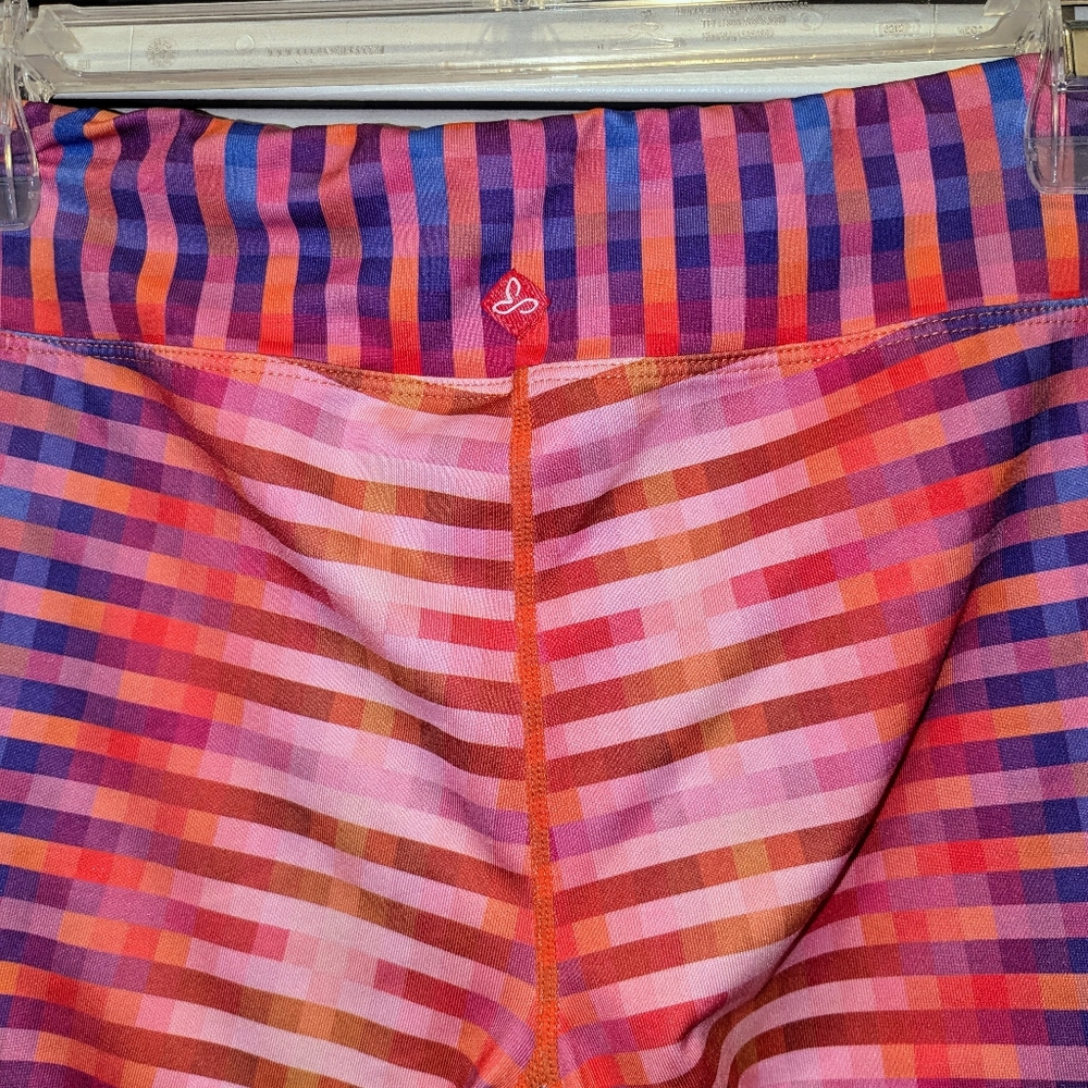 PrAna Roxanne Capri Athletic Leggings Women’s Medium Purple Orange Yoga Running - Picture 5 of 10